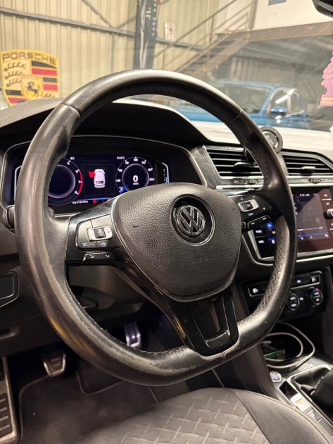 MAGNIFIQUE VOLKSWAGEN TIGUAN 1.5 TSI 150CH CONNECT (1ÈRE MAIN, APPLE CARPLAY, CAMÉRA DE RECUL) 