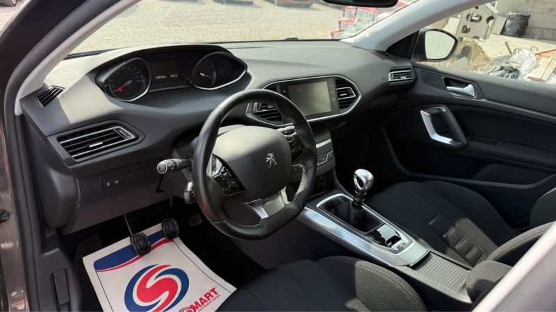 PEUGEOT 308 II 1.2 E THP  130CH ALLURE S&S 5P 2014