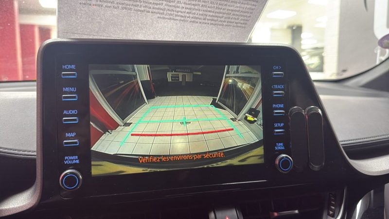 TOYOTA C-HR SUV PHASE 2 HYBRIDE 1.8 DYNAMIC BUSINESS 122cv/1 ERE MAIN/TVA RECUPERABLE