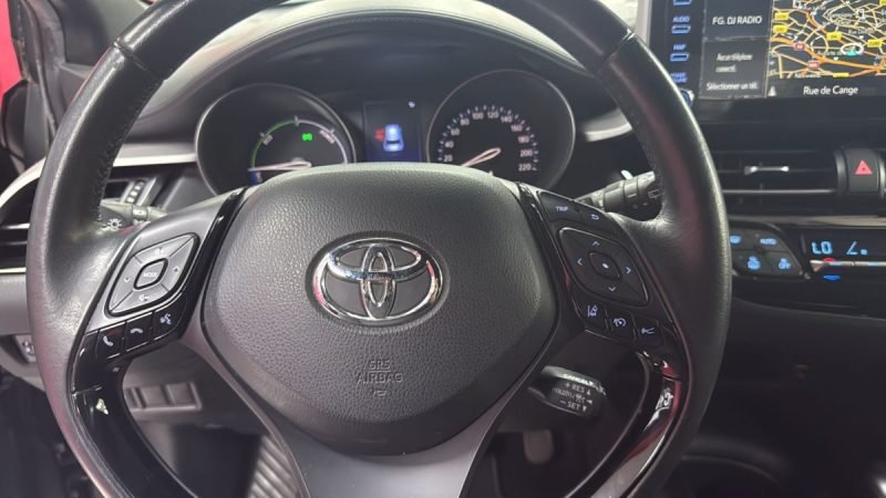TOYOTA C-HR SUV PHASE 2 HYBRIDE 1.8 DYNAMIC BUSINESS 122cv/1 ERE MAIN/TVA RECUPERABLE