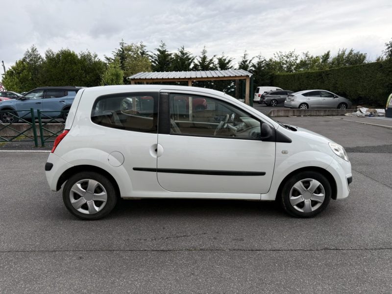 RENAULT TWINGO II 1.5 DCI