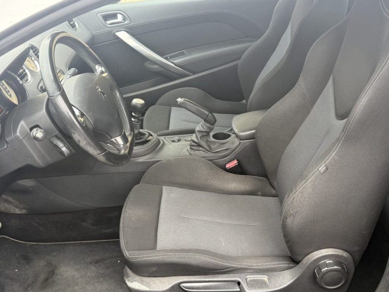PEUGEOT RCZ 2.0 HDI 