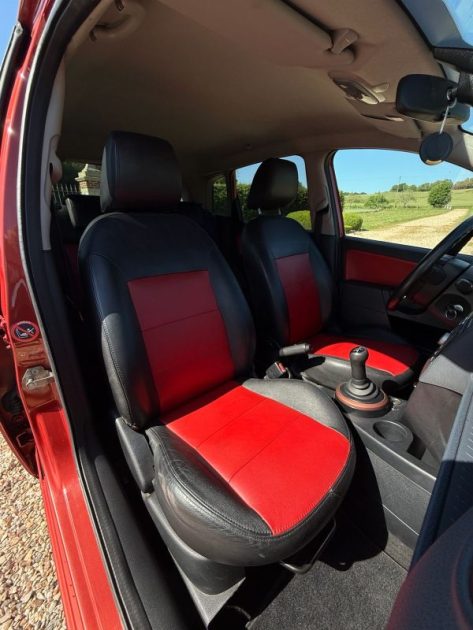 FORD FIESTA SENSO PLUS DURASHIFT 1.4 tdci 68ch RÉGULATEUR / CLIM / ATTELAGE