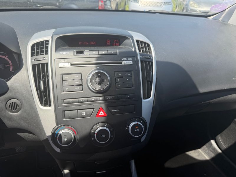 KIA CEE-D 1.4 90CH MOTION  FAIBLE KMS GARANTIE