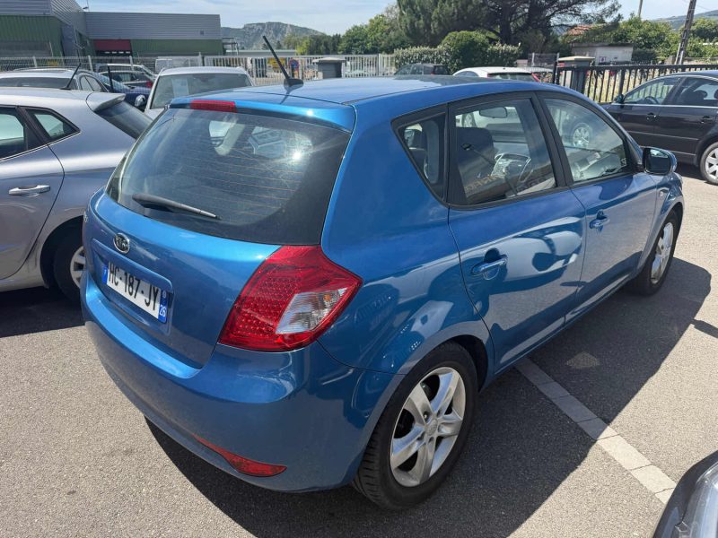 KIA CEE-D 1.4 90CH MOTION  FAIBLE KMS GARANTIE