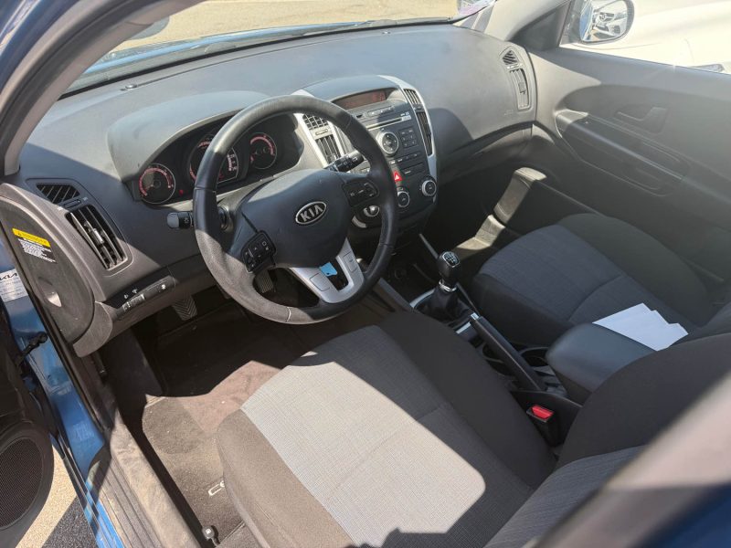 KIA CEE-D 1.4 90CH MOTION  FAIBLE KMS GARANTIE