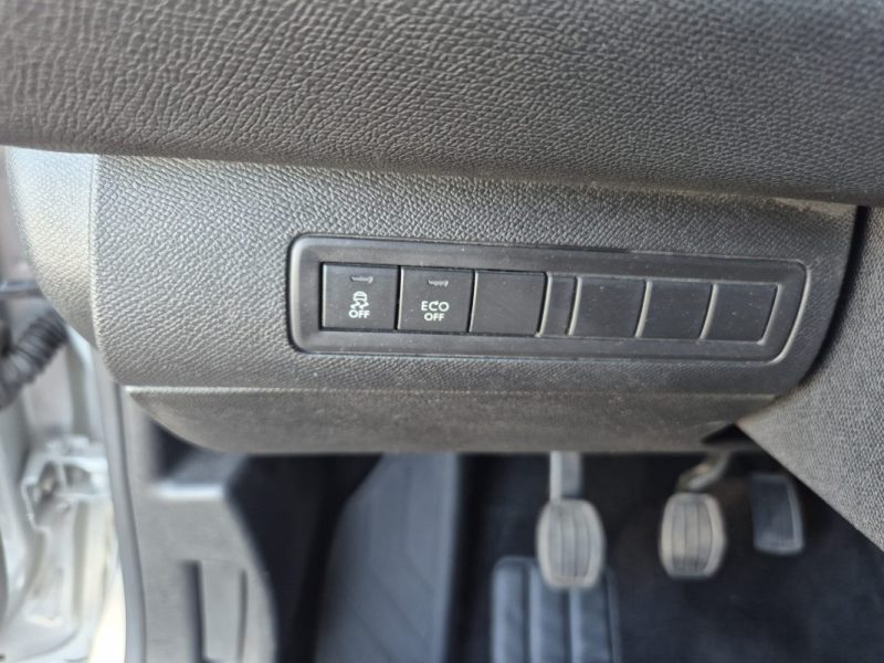 PEUGEOT 308 II 1.2 PURETECH 110CH S&S BVM5 ALLURE 2017