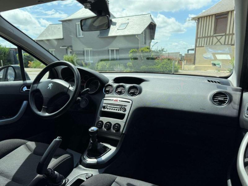 Peugeot 308 1.4 VTi 95Ch Confort Pack