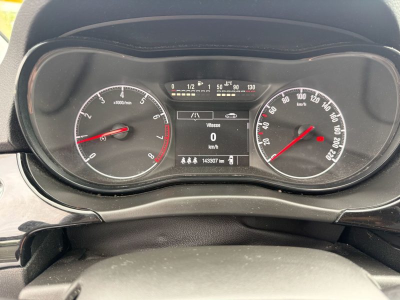 OPEL CORSA V 1.4 100CH TURBO INNOVATION 