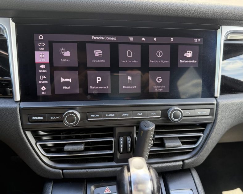 Porsche Macan 2.0 245ch PDK | Intérieur cuir • Caméra • SUIVI PORSCHE FLAT69