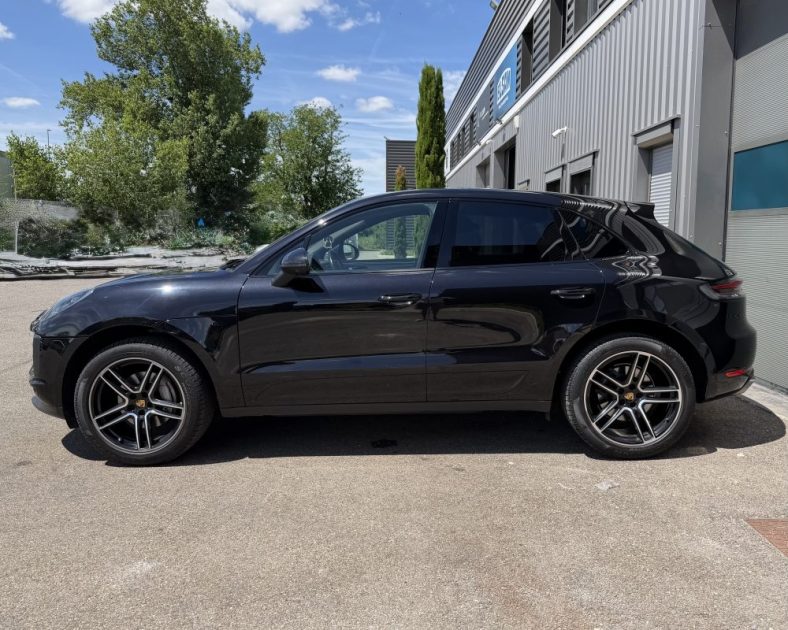Porsche Macan 2.0 245ch PDK | Intérieur cuir • Caméra • SUIVI PORSCHE FLAT69