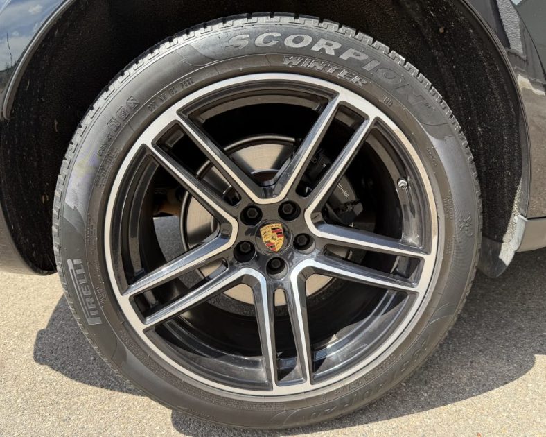 Porsche Macan 2.0 245ch PDK | Intérieur cuir • Caméra • SUIVI PORSCHE FLAT69