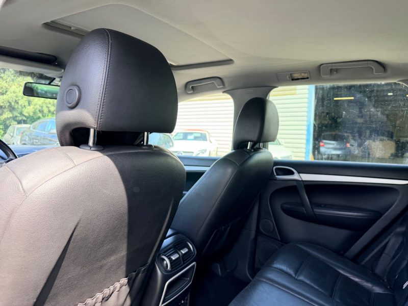 PORSCHE CAYENNE 3.2 250CV 265MKM