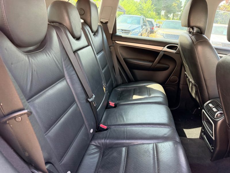 PORSCHE CAYENNE 3.2 250CV 265MKM