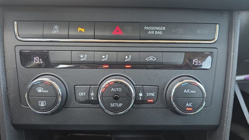 SEAT LEON 1.2 TSI 110 ch URBAN ADVANCED 2018 CARPLAY, ANDROID AUTO