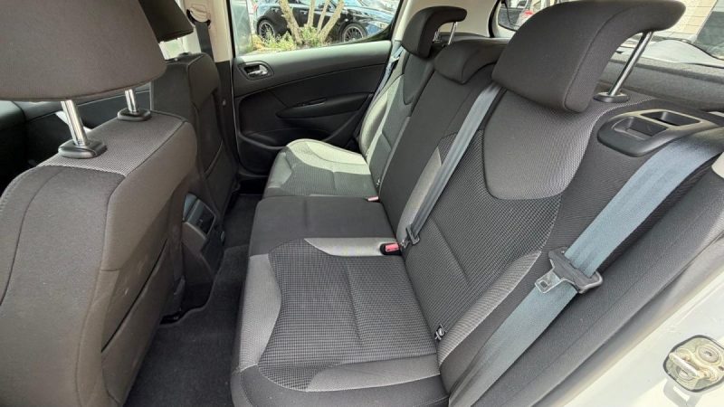 PEUGEOT 308 PREMIUM 1.6 VTI 120cv 