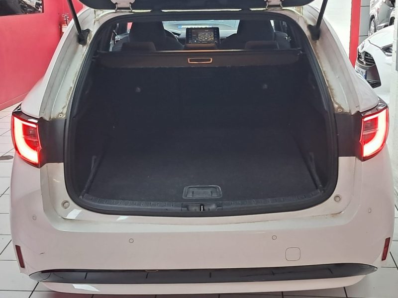 TOYOTA COROLLA TOURING SPORTS 122cv DYNAMIC BUSINESS/1 ERE MAIN/TVA RECUPERABLE