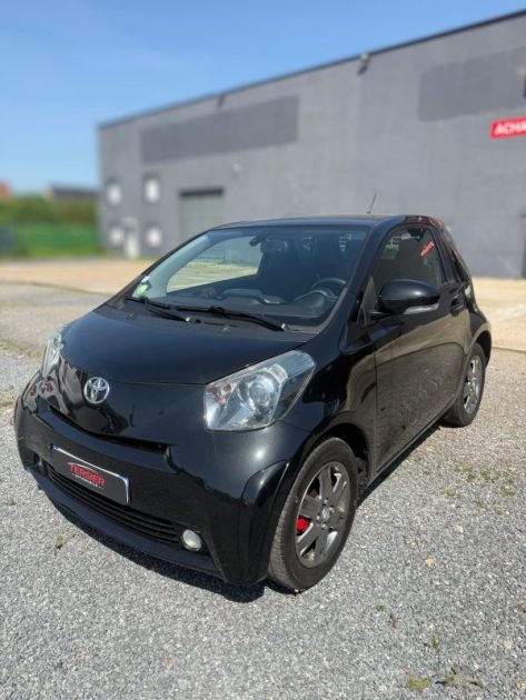 TOYOTA iQ 1.0 VVT-i 68 ch 