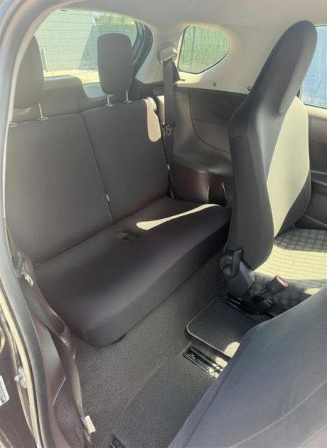 TOYOTA iQ 1.0 VVT-i 68 ch 
