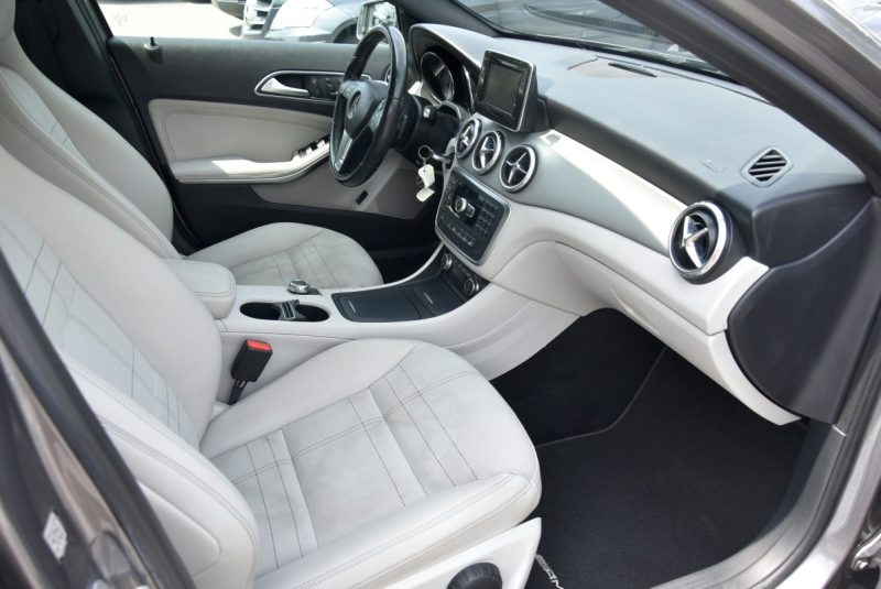 MERCEDES CLASSE GLA 220D 170CH 4MATIC SENSATION 7G-DCT + OPTIONS -120 000KM 2014