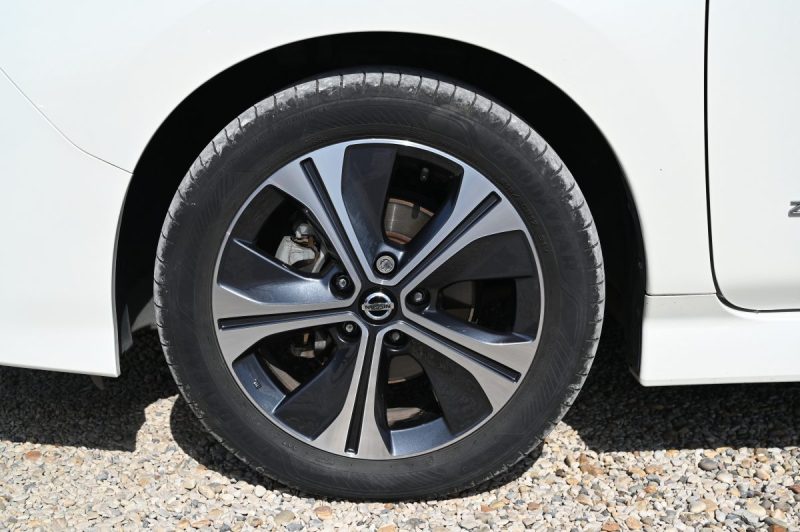 NISSAN LEAF II 40KW 150CV TEKNA 06/2020