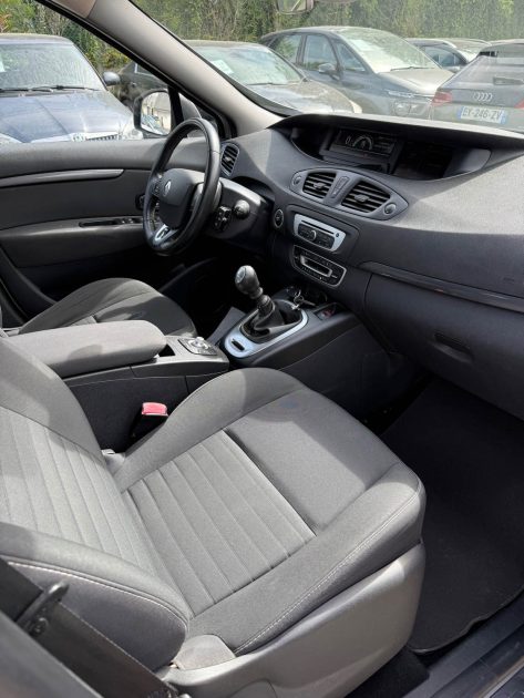 RENAULT SCENICIII 1.5 DCI 110CH ENERGY LIMITED ECO² 2015 2015
