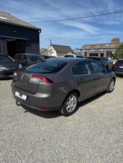 RENAULT LAGUNA III 1.5 DCI 110 AUTHENTIQUE  2009