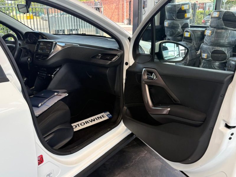 🔹 Peugeot 2008 1.6 HDI 92 Ch Active❄️ Climatisation📱 Bluetooth🛡️ Garantie 6 mois