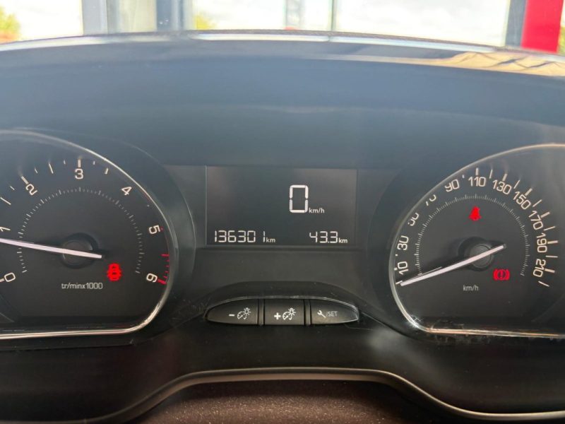🔹 Peugeot 2008 1.6 HDI 92 Ch Active❄️ Climatisation📱 Bluetooth🛡️ Garantie 6 mois