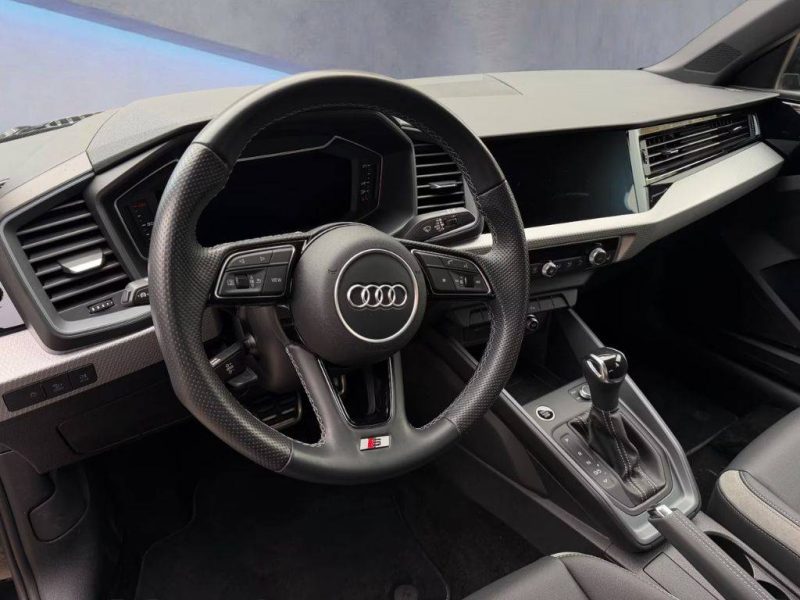 AUDI A1 SPORTBACK 30 TFSI S LINE LED NAVI SHZ MMI APS+ 2022