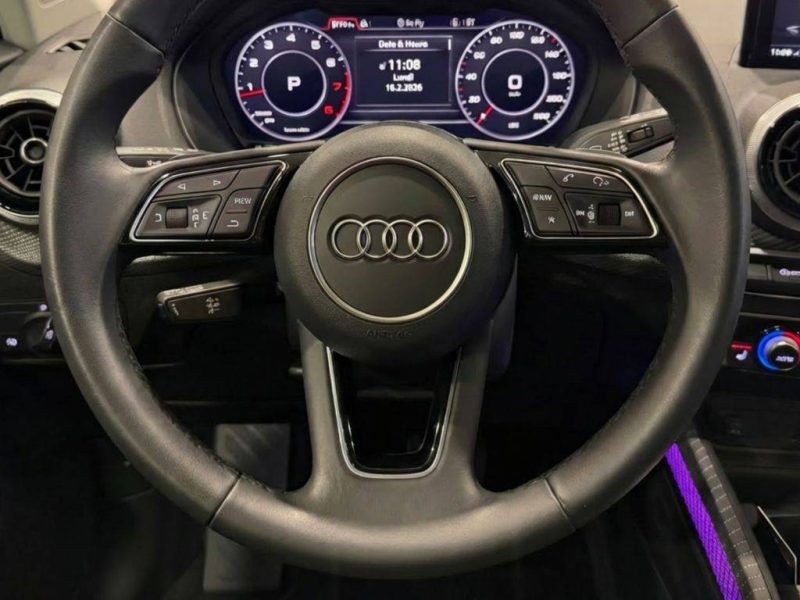 AUDI Q2 35 TFSI S LINE LED PANO LEDER VIRTUAL 2023