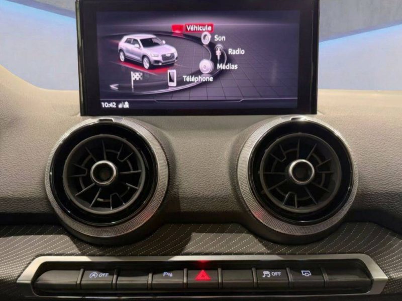 AUDI Q2 35 TFSI S LINE LED PANO LEDER VIRTUAL 2023