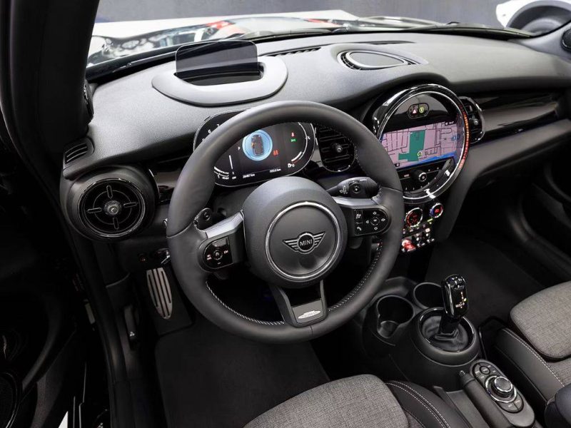 MINI COOPER S JCW TRIM (JOHN COOPER WORKS) 2022
