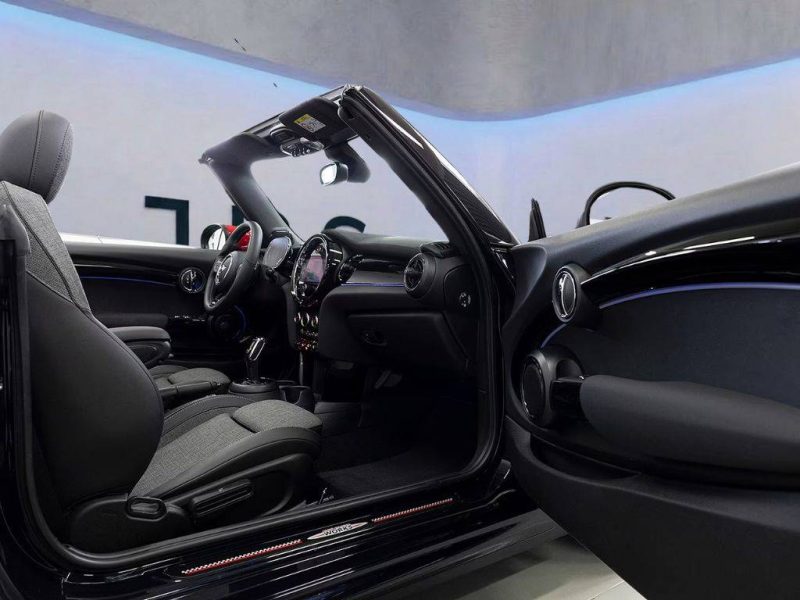 MINI COOPER S JCW TRIM (JOHN COOPER WORKS) 2022
