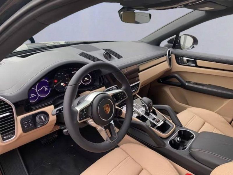 CAYENNE E-HYBRID COUPE PLATINIUM EDITION