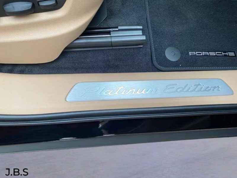 CAYENNE E-HYBRID COUPE PLATINIUM EDITION
