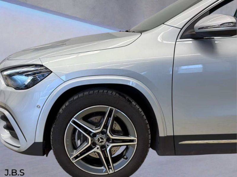 MERCEDES-BENZ GLA 220 D 4MATIC AMG LINE PREMIUM 2024
