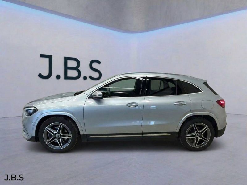 MERCEDES-BENZ GLA 220 D 4MATIC AMG LINE PREMIUM 2024