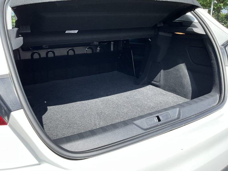8 325€ HT PEUGEOT 308 1.5 BLUEHDI 100 CV ACTIVE ** TVA RÉCUPÉRABLE**