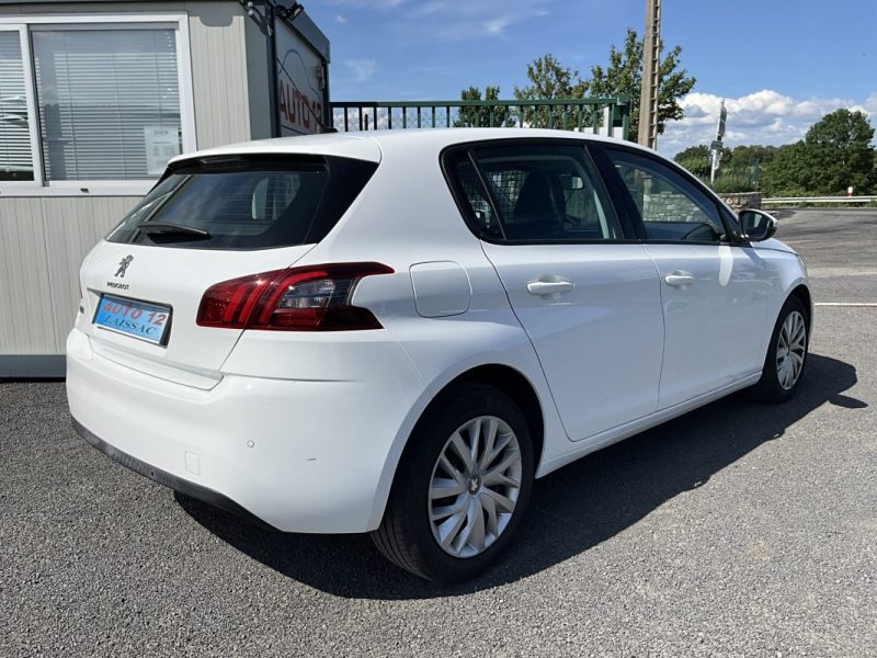 8 325€ HT PEUGEOT 308 1.5 BLUEHDI 100 CV ACTIVE ** TVA RÉCUPÉRABLE**