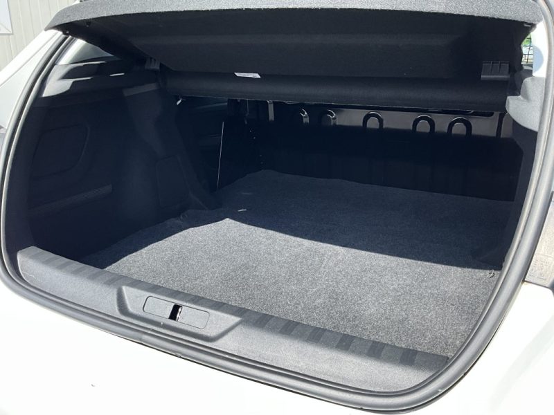 8 325€ HT PEUGEOT 308 1.5 BLUEHDI 100 CV ACTIVE ** TVA RÉCUPÉRABLE**