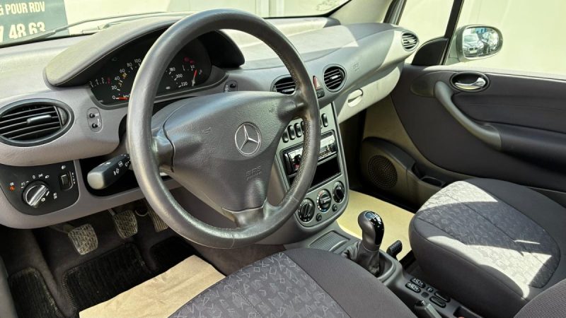 Mercedes-Benz A 160 102ch 94 Mkm tbe