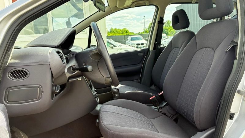 Mercedes-Benz A 160 102ch 94 Mkm tbe