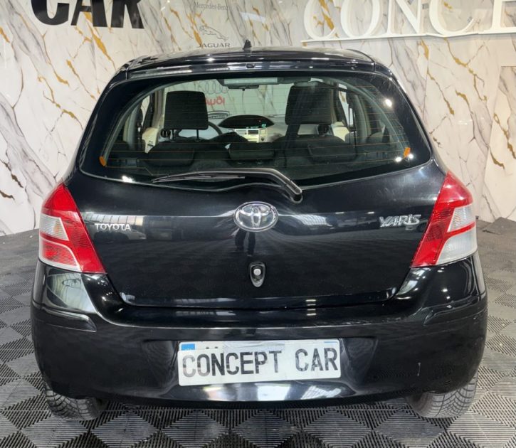 TOYOTA YARIS 1.0VVT-I COOL 2010 - 66 450Kms - Distrib ok - Premier Main - Suivit TOYOTA