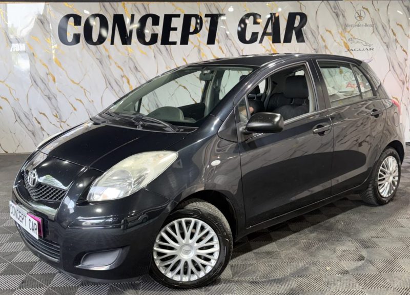TOYOTA YARIS 1.0VVT-I COOL 2010 - 66 450Kms - Distrib ok - Premier Main - Suivit TOYOTA