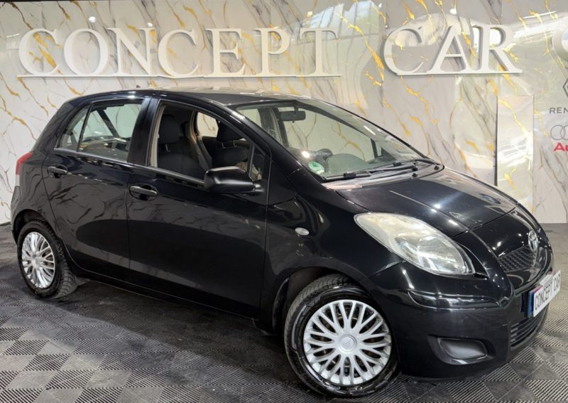 TOYOTA YARIS 1.0VVT-I COOL 2010 - 66 450Kms - Distrib ok - Premier Main - Suivit TOYOTA