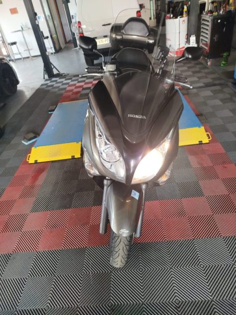 HONDA SW T600  - NOVEMBRE 2012-  90 000 KM