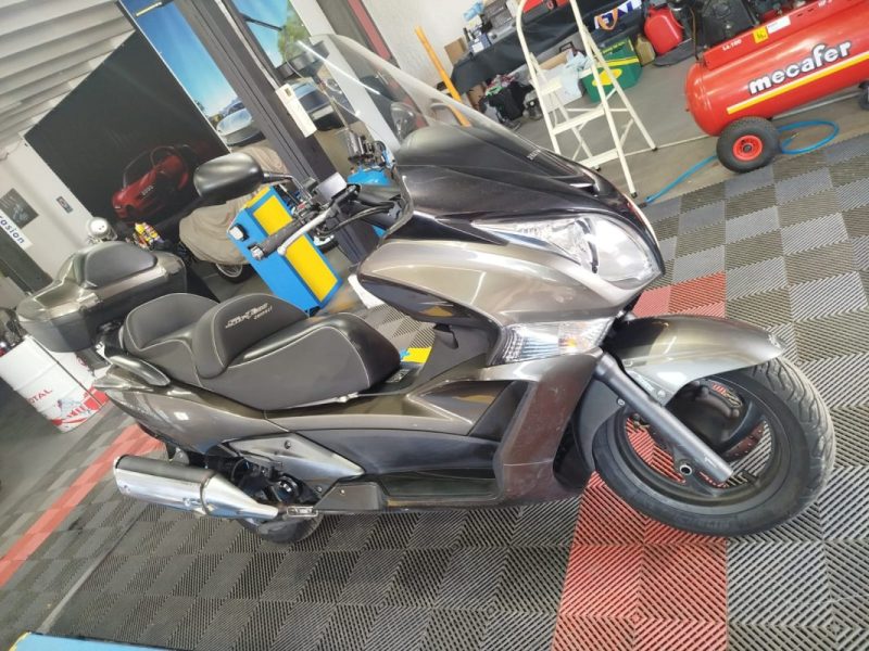 HONDA SW T600  - NOVEMBRE 2012-  90 000 KM
