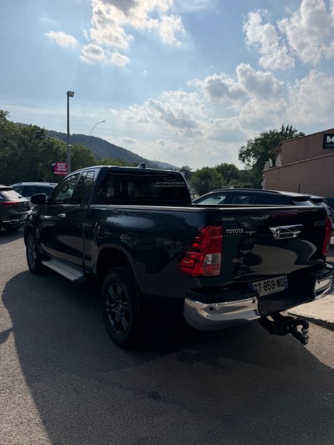 Toyota Hilux Legend Comfort Tech 2.8 D-4D 204ch BVM – Pas de TVA récupérable – Révisé, Garantie incl