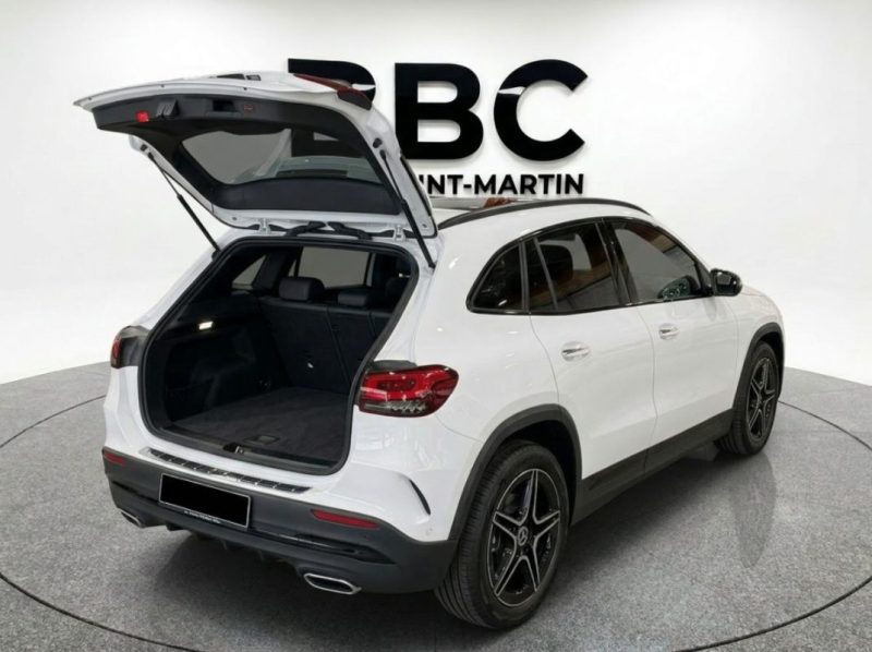  MERCEDES-BENZ GLA 200 AMG LINE 2023